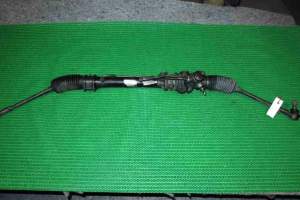 Рулевая рейка на Isuzu Wizard UES73 4JX1 OEM:10