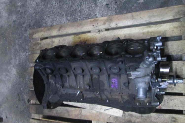 блок двигателя 1G TOYOTA VEROSSA GX110 (Тойота Веросса )