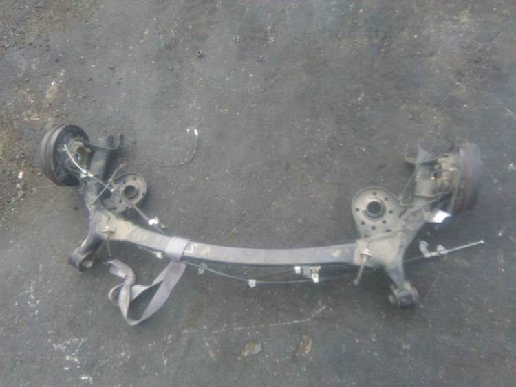 балка на 1NR-FE TOYOTA VITZ NSP135 (Тойота Витц) передний