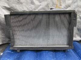Радиатор двигателя  3UZ TOYOTA CELSIOR UCF31  (Тойота Цельсиор )